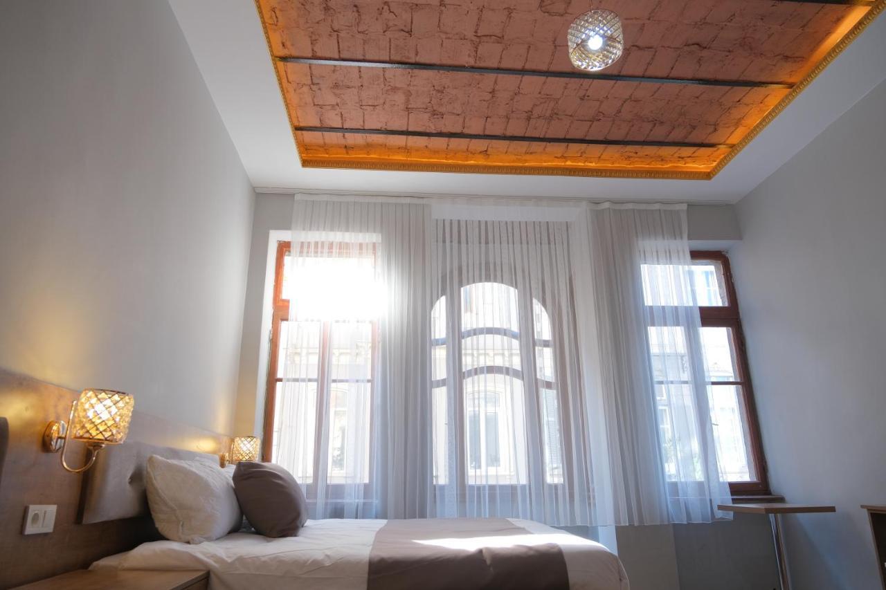 Adamantides Hotel Provincia di Provincia di Istanbul Esterno foto