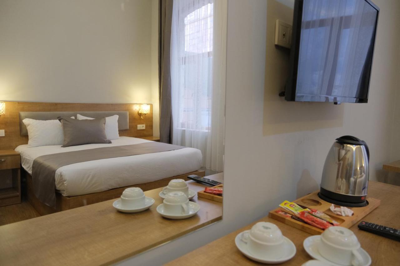 Adamantides Hotel Provincia di Provincia di Istanbul Esterno foto