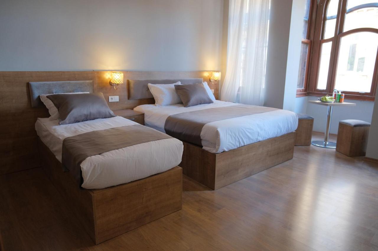 Adamantides Hotel Provincia di Provincia di Istanbul Esterno foto