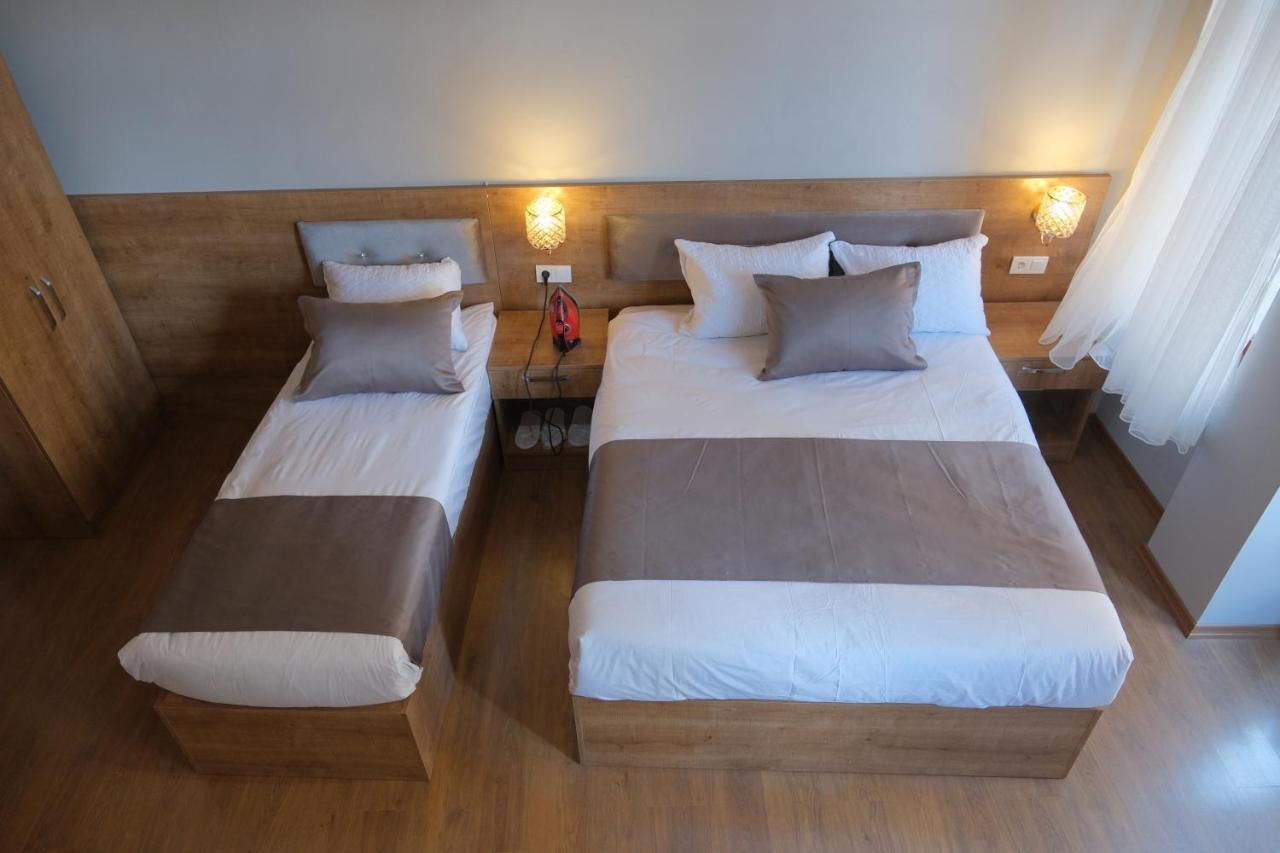 Adamantides Hotel Provincia di Provincia di Istanbul Esterno foto