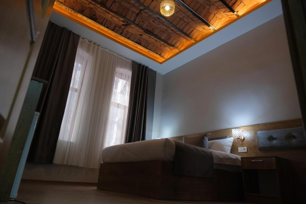 Adamantides Hotel Provincia di Provincia di Istanbul Esterno foto