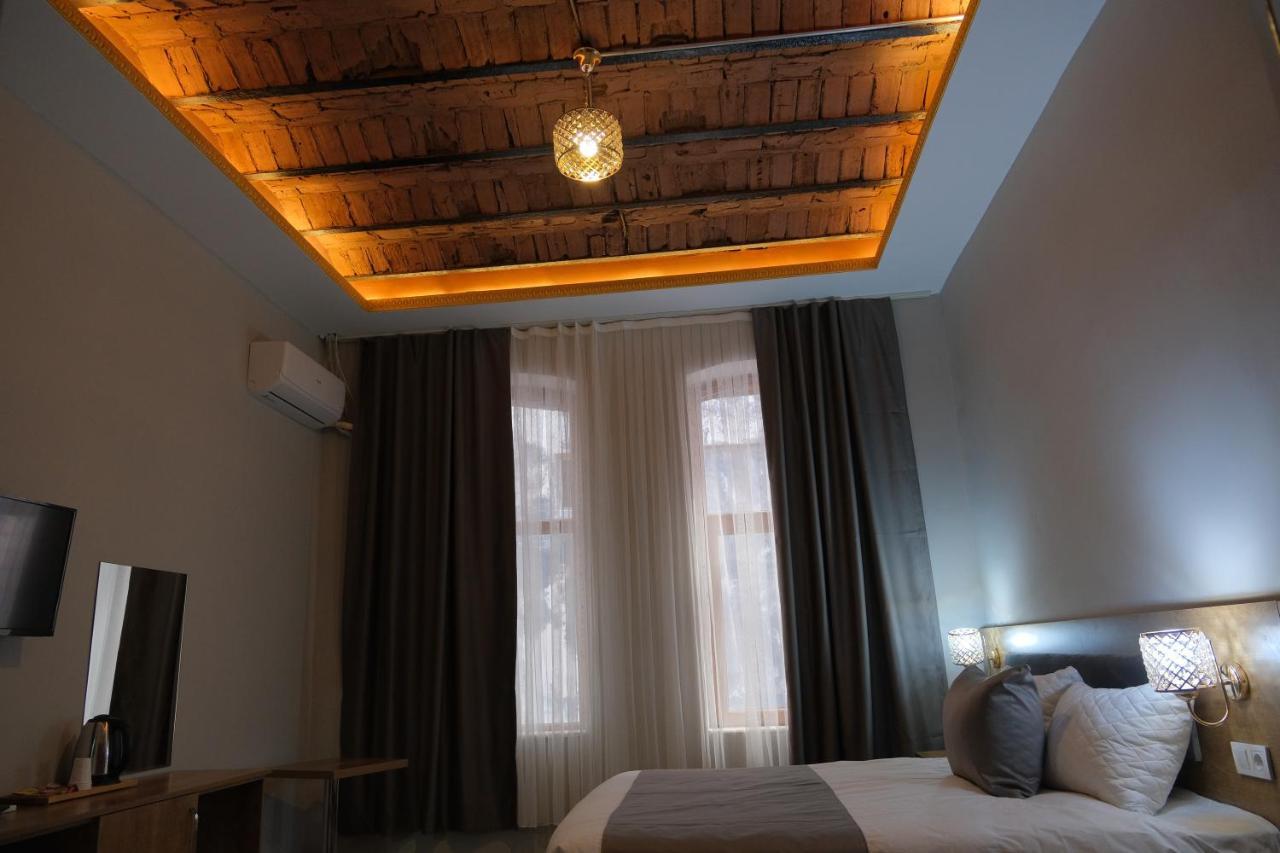 Adamantides Hotel Provincia di Provincia di Istanbul Esterno foto